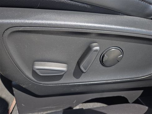Used 2023 Ford Escape ST-Line image 26