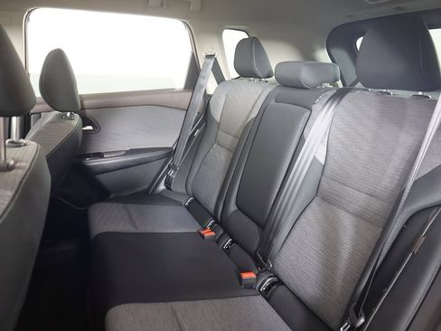 Used 2023 Nissan Rogue SV image 29