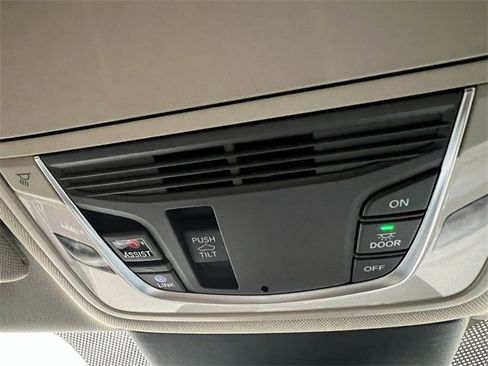 New 2025 Acura TLX w/ Technology Package image 22