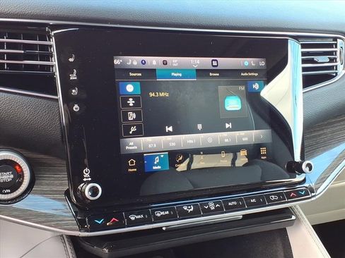 Used 2022 Jeep Wagoneer Series II image 23