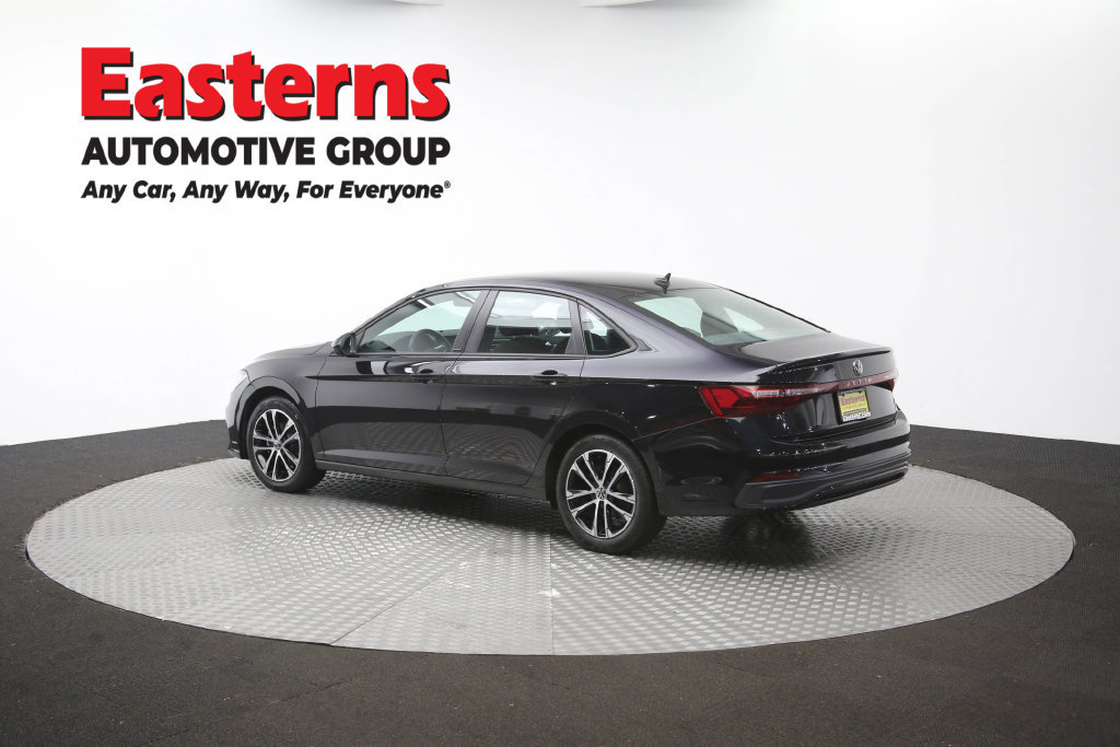 Used 2025 Volkswagen Jetta Sport FWD image 65