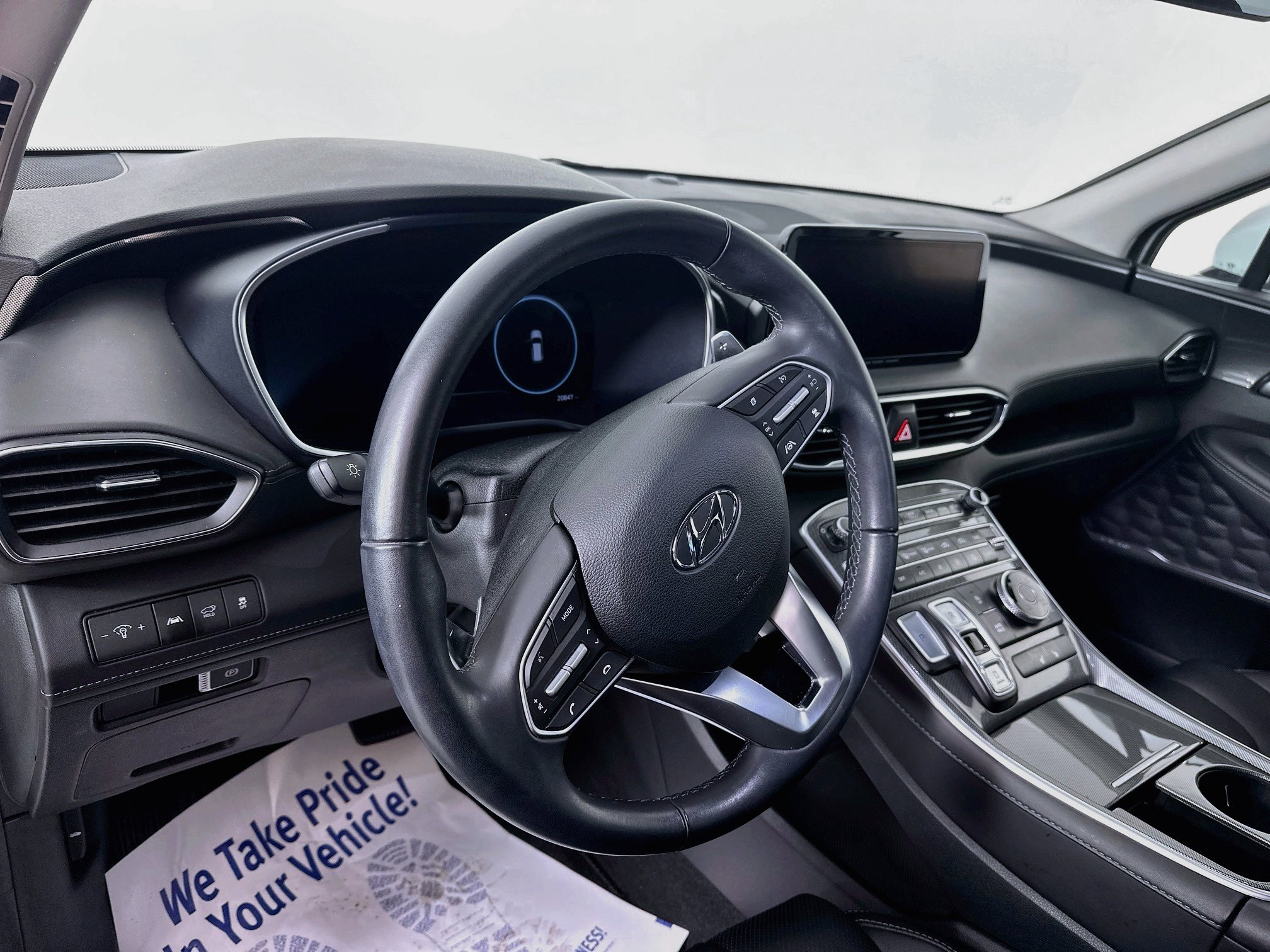 Certified 2023 Hyundai Santa Fe SEL w/ Premium Package AWD/4WD image 9