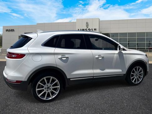 Used 2019 Lincoln MKC Reserve FWD image 3