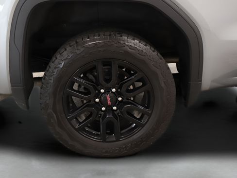 Used 2024 GMC Sierra 1500 Elevation w/ Preferred Package AWD/4WD image 34