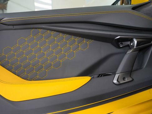 Used 2024 Lamborghini Revuelto AWD/4WD image 39