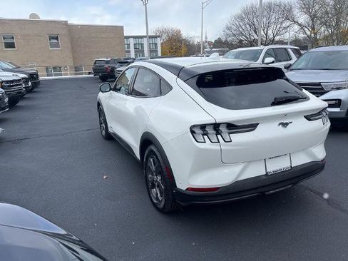 Certified 2021 Ford Mustang Mach-E Select w/ Comfort/Technology Package image 5