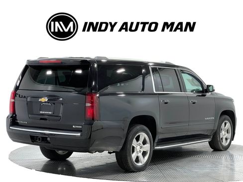 Used 2018 Chevrolet Suburban Premier AWD/4WD image 4