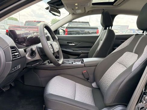 New 2026 Nissan Sentra SV w/ SV Convenience Package FWD image 16