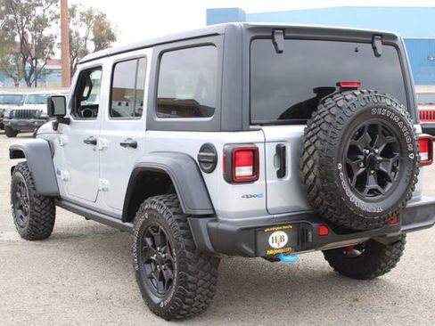 Used 2023 Jeep Wrangler Unlimited w/ Cold Weather Group image 3