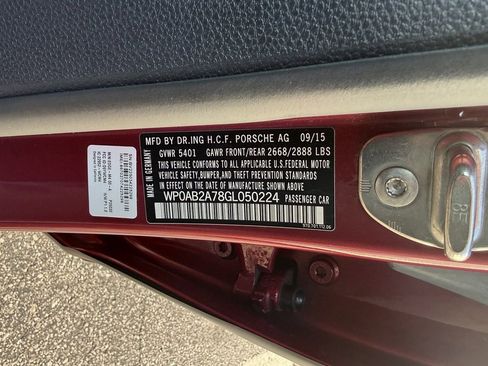 Used 2016 Porsche Panamera 4S image 37