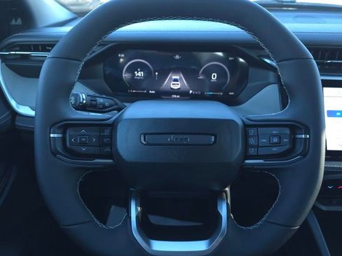 New 2026 Jeep Cherokee Laredo AWD/4WD image 25