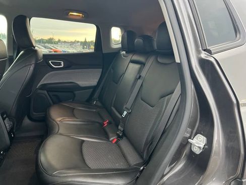 Used 2022 Jeep Compass Latitude w/ Convenience Group AWD/4WD image 13