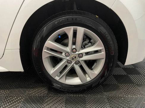 Used 2022 Toyota Corolla SE FWD image 11