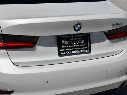 Used 2019 BMW 330i Sedan w/ Convenience Package RWD image 10