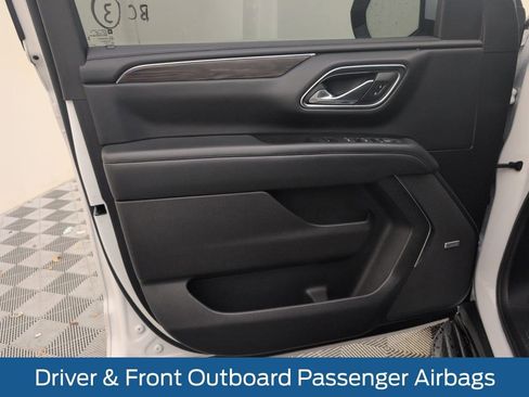 Used 2023 Chevrolet Tahoe LT w/ Luxury Package image 39