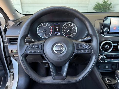 Used 2025 Nissan Sentra S FWD image 25