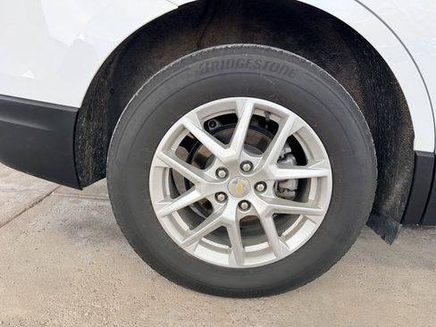 Used 2023 Chevrolet Equinox LT AWD/4WD image 14