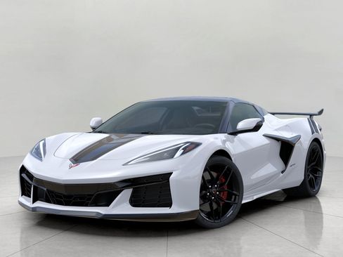 Used 2027 Chevrolet Corvette Z06 RWD image 6