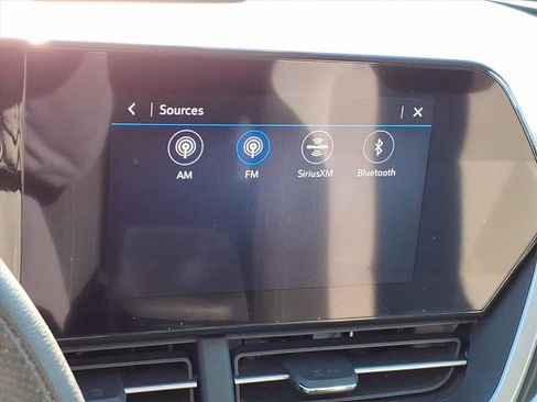 Used 2024 Chevrolet Trax LS w/ LS Convenience Package image 19