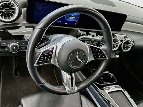 Used 2025 Mercedes-Benz CLA 250 4MATIC image 18