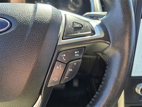 Certified 2021 Ford Edge SEL image 26