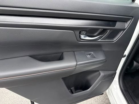 Used 2025 Honda CR-V Sport-L image 18