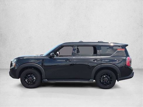 Used 2025 Nissan Armada PRO-4X AWD/4WD image 9