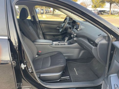 Used 2025 Nissan Sentra SV FWD image 39