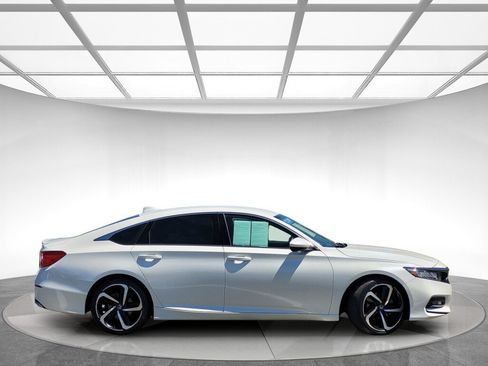 Certified 2019 Honda Accord Sport image 2