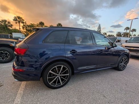 Used 2020 Audi SQ7 Prestige w/ Prestige Package AWD/4WD image 12