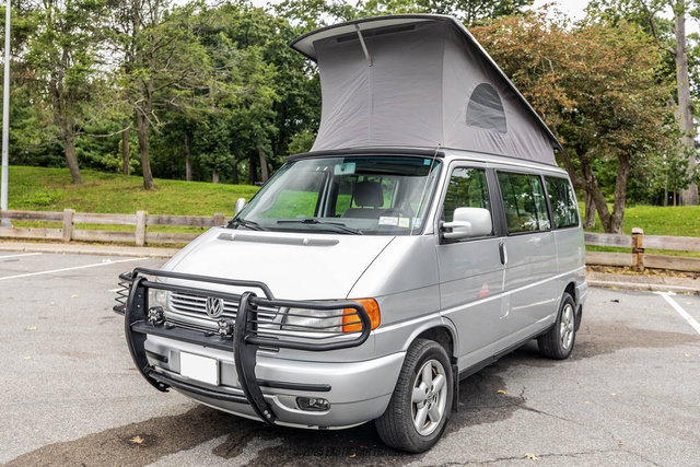 Used 2002 Volkswagen Eurovan MV FWD image 14