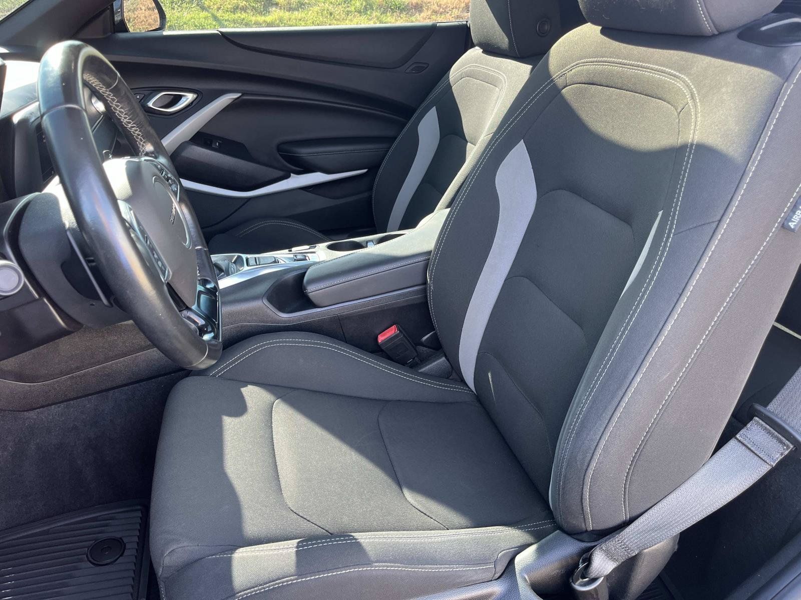 Used 2021 Chevrolet Camaro LT w/ RS Package RWD image 20