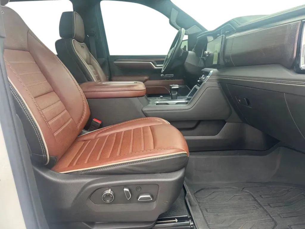 Used 2022 GMC Sierra 1500 Denali Ultimate AWD/4WD image 15