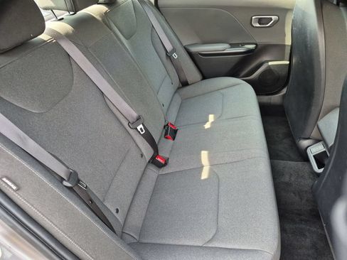 Used 2025 Kia K4 FWD image 29