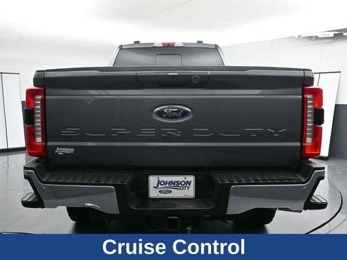 Used 2024 Ford F250 Lariat image 11