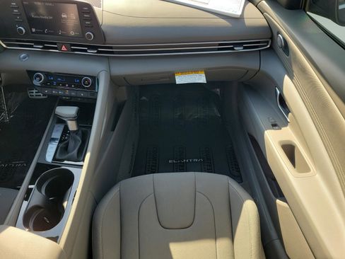 New 2026 Hyundai Elantra SEL Sport image 14