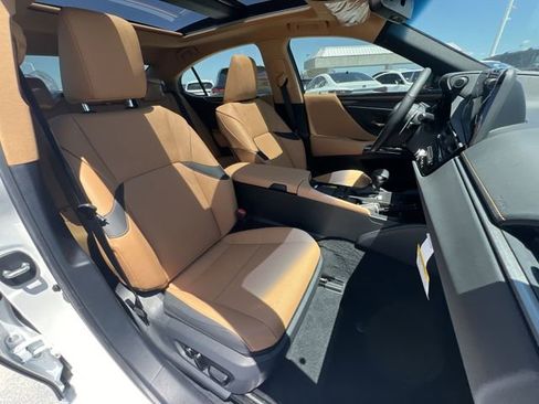 New 2024 Lexus ES 350 w/ Premium Package image 25
