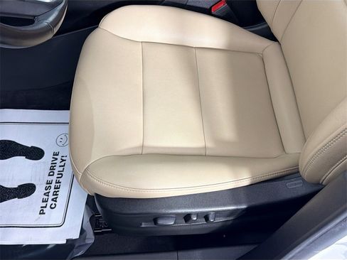 Used 2024 Cadillac XT4 Luxury image 19