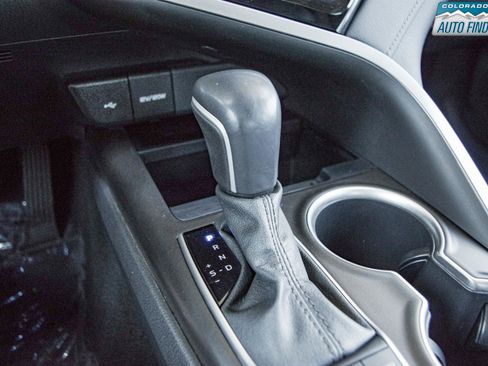 Used 2021 Toyota Camry XLE FWD image 18