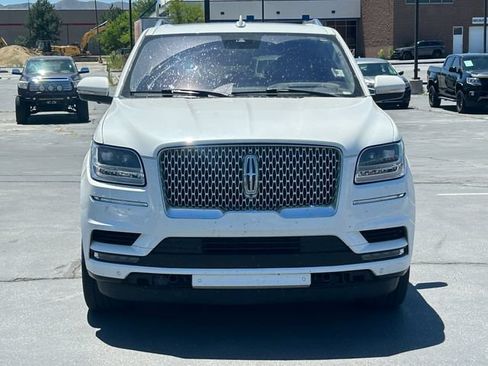Used 2020 Lincoln Navigator Reserve w/ Equipment Group 208A Reserve AWD/4WD image 8