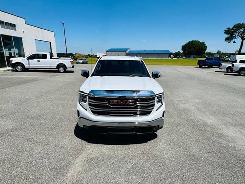 Used 2021 GMC Sierra 1500 SLT RWD image 3