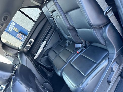 Certified 2021 Ford Explorer XLT w/ Equipment Group 202A image 11