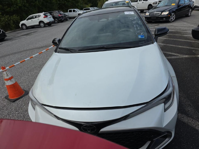 Used 2024 Toyota Corolla XSE FWD image 2