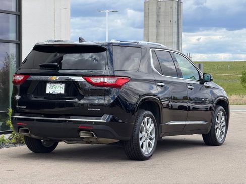 Used 2020 Chevrolet Traverse Premier w/ LPO, Floor Liner Package FWD image 5