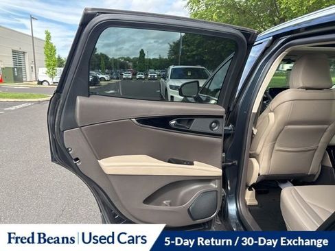Certified 2023 Lincoln Nautilus Reserve w/ Luxury Package AWD/4WD image 15