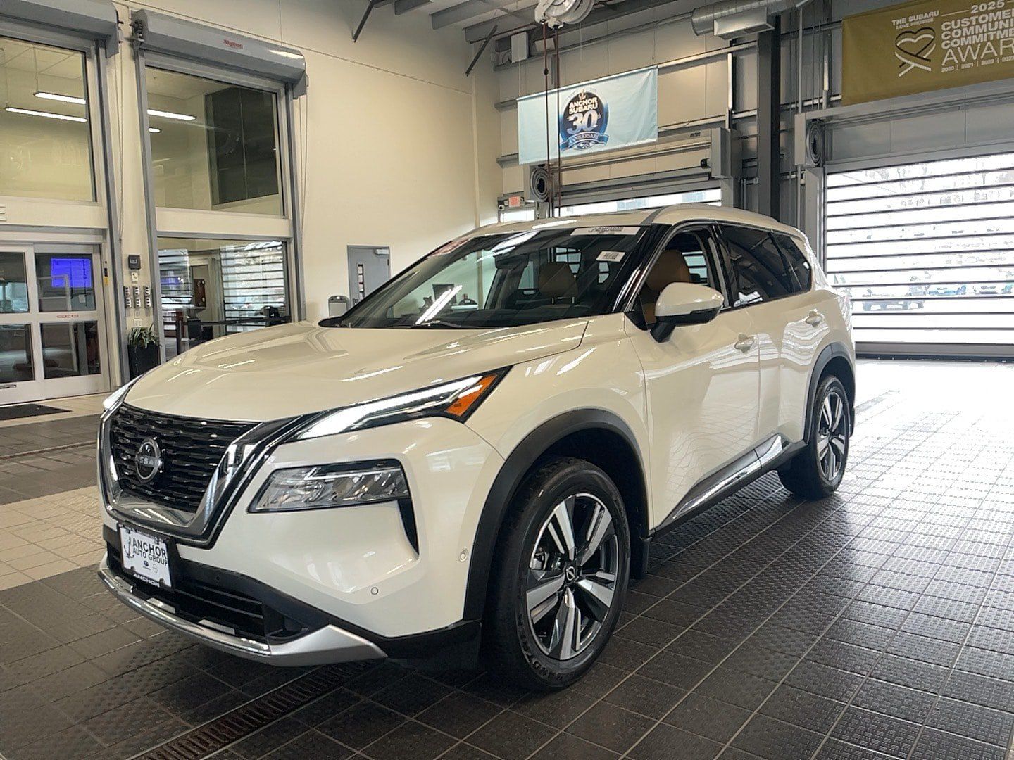 Used 2023 Nissan Rogue Platinum w/ Platinum Premium Package AWD/4WD image 4