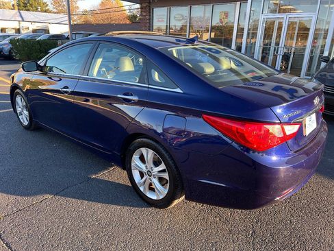 Used 2011 Hyundai Sonata Limited FWD image 12