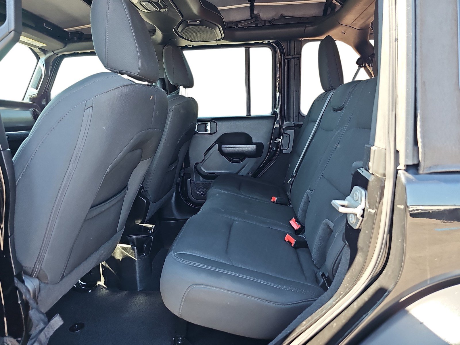 Used 2021 Jeep Wrangler Unlimited Sport AWD/4WD image 11