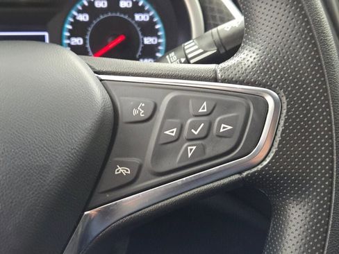 Used 2024 Chevrolet Malibu LT image 32