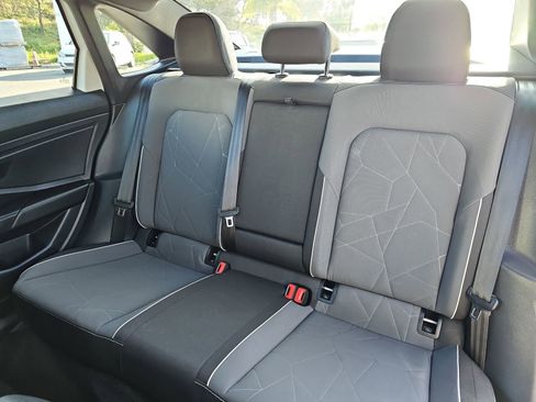 Certified 2025 Volkswagen Jetta Sport image 13